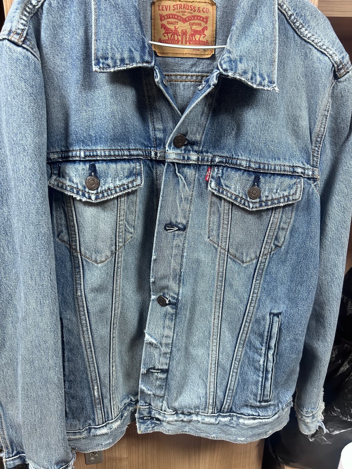 리바이스 데미지 데님자켓 L사이즈 상품이미지1