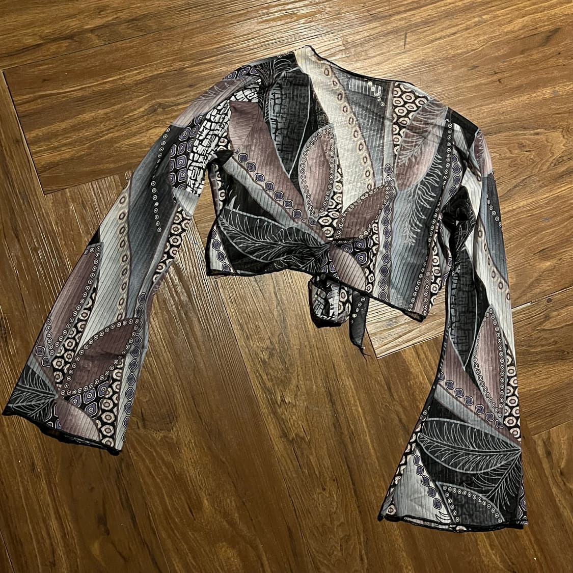 BELLA ROSA Cropped Bolero Cardigan 상품이미지3