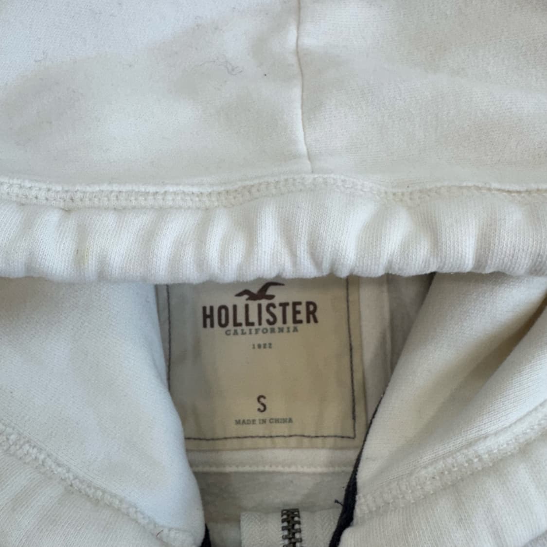 Hollister 홀리스터 스펠아웃로고 아이보리 후드집업  상품이미지5