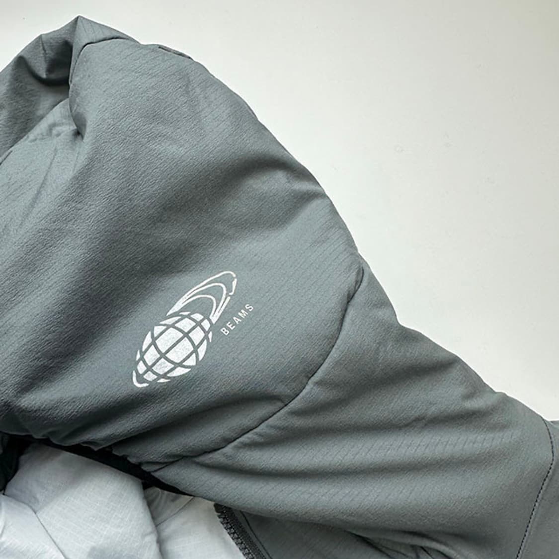 ARC'TERYX x BEAMS 아크테릭스 x 빔즈 아톰 자켓 상품이미지5