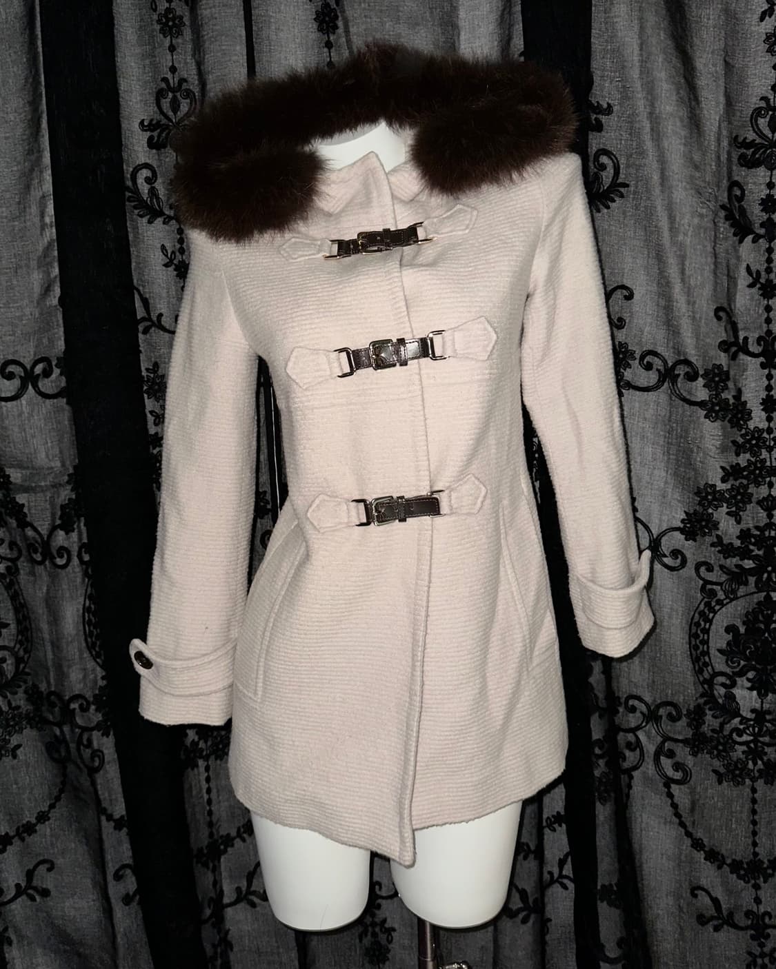 Fox fur cream beige coat 상품이미지2