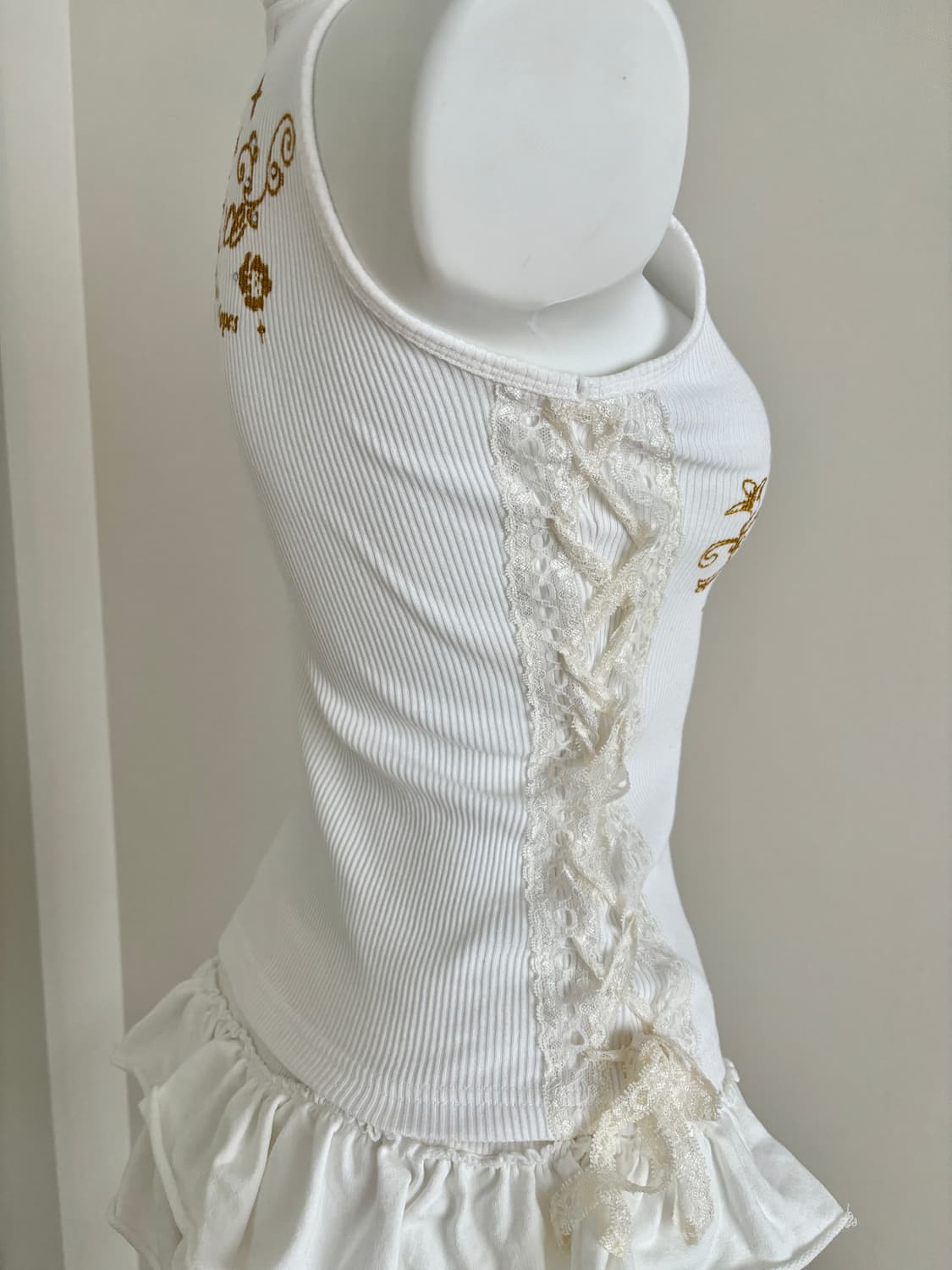 화이트 크라운 레이스업 리본 골지 슬리브리스 나시 갸루 큐빅 상품이미지5