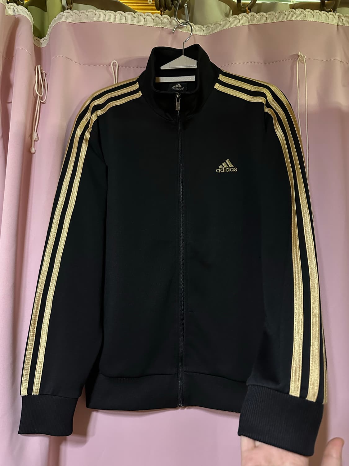 아디다스져지 아디다스 삼선 트랙탑 아디다스 블랙 골드 아디다스검골 집업 상품이미지1