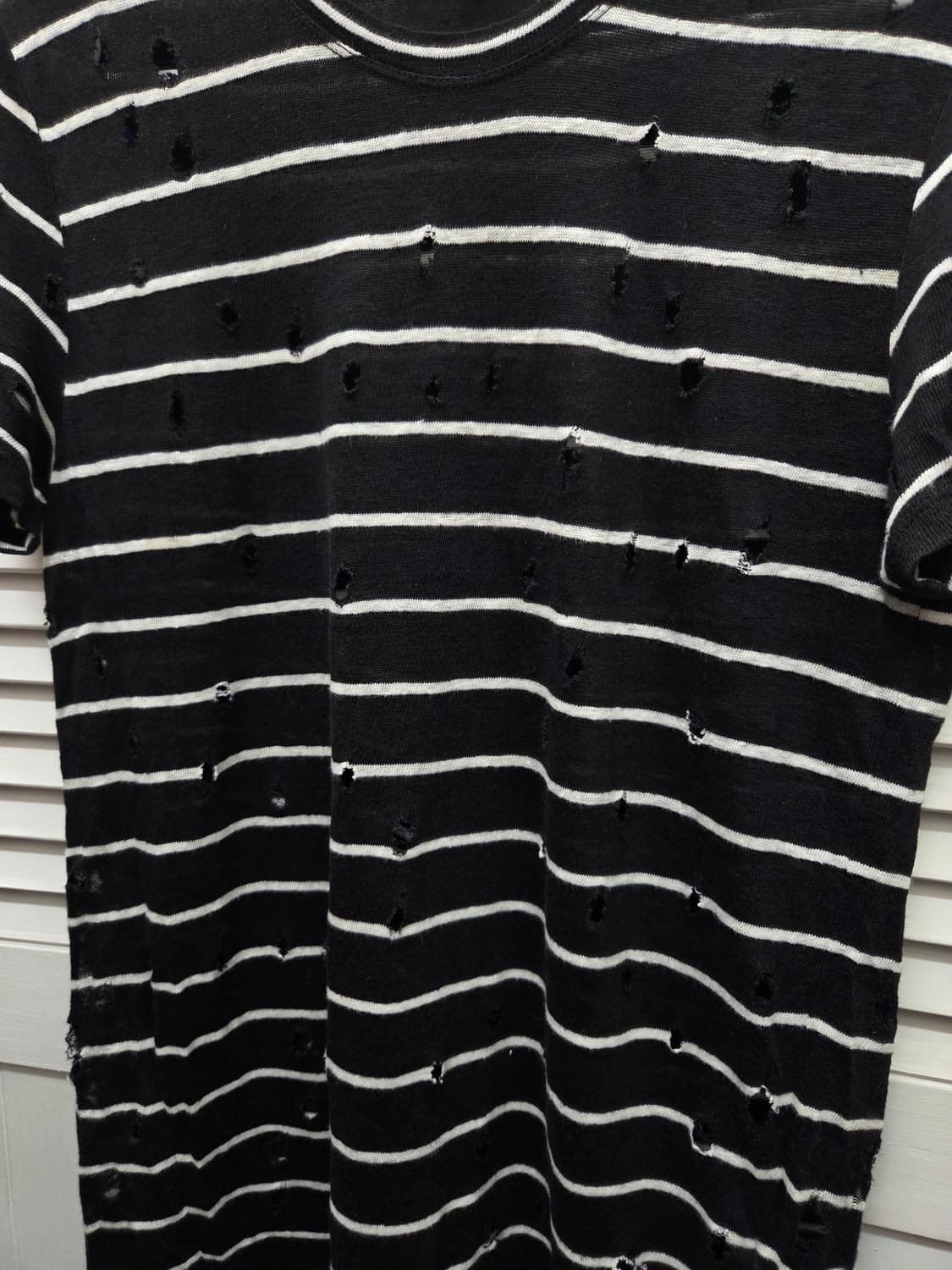 이로 스트라이프 펀칭 린넨 티셔츠 상품이미지3