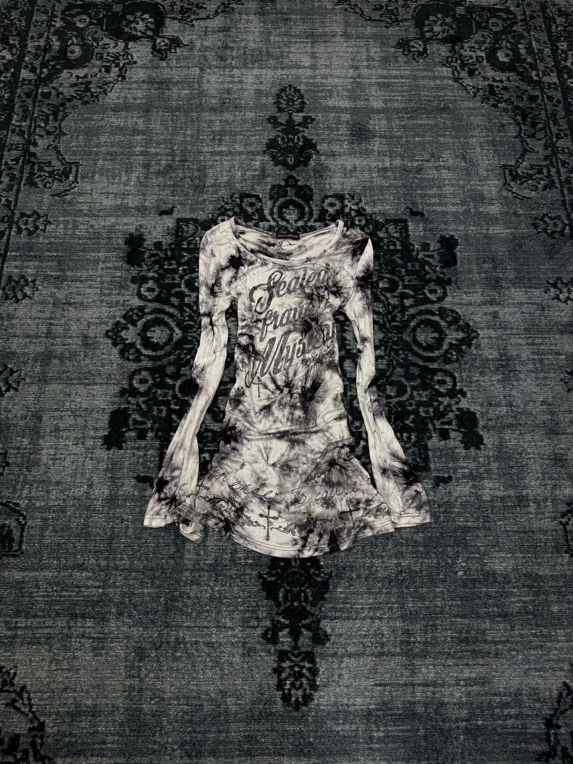 Ghost of harlem garment dyed long sleeve 상품이미지1