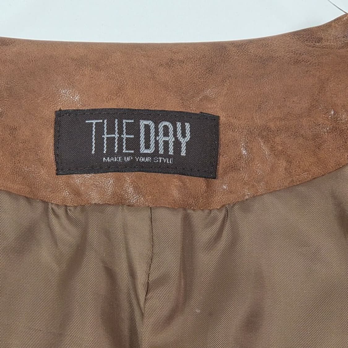 THE DAY 천연 양가죽 사선 지퍼 라이더 자켓 상품이미지6