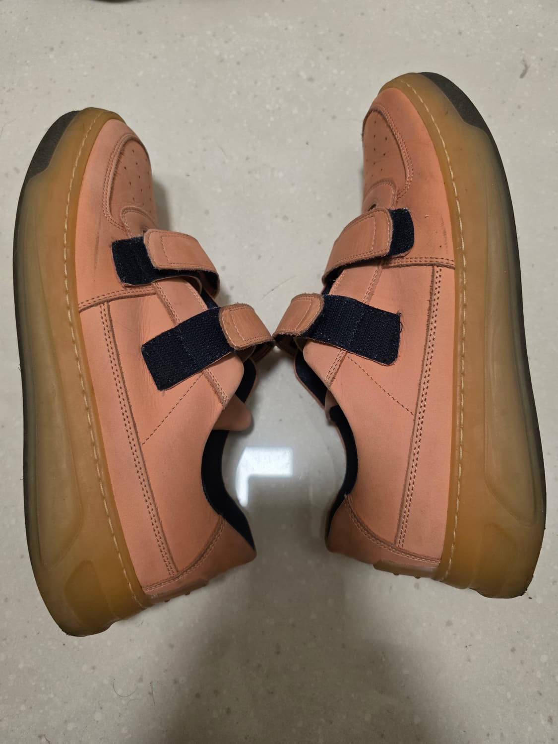 아크네스튜디오 벨크로 스니커즈 41사이즈 상품이미지4