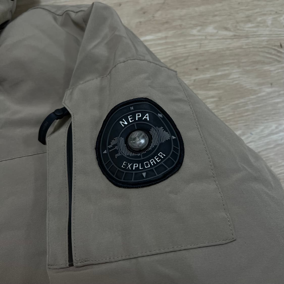 네파 익스플로러 대장급 구스다운 와펜 헤비 패딩 [베이지] XL/105 상품이미지5