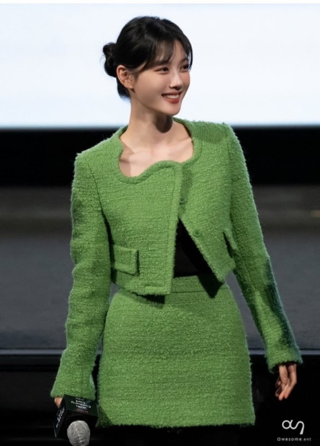 렉토 홀리데이 부클 커브드넥 크롭 자켓 트위드 상품이미지2