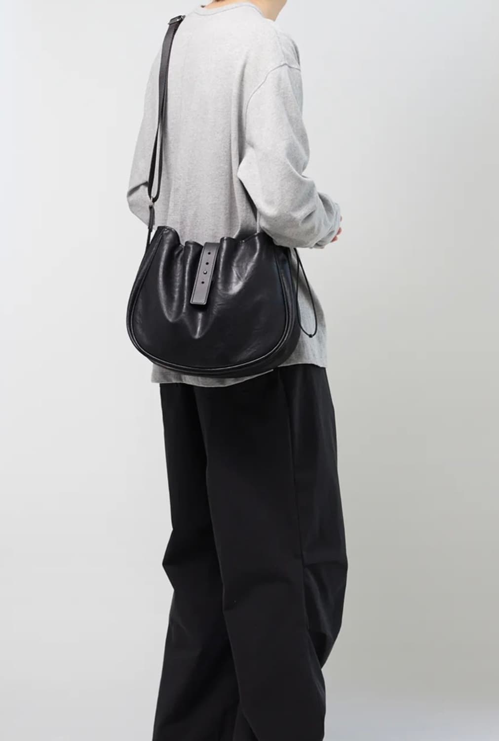 해칭룸 웨이비백 레더 미들 사이즈 상품이미지2