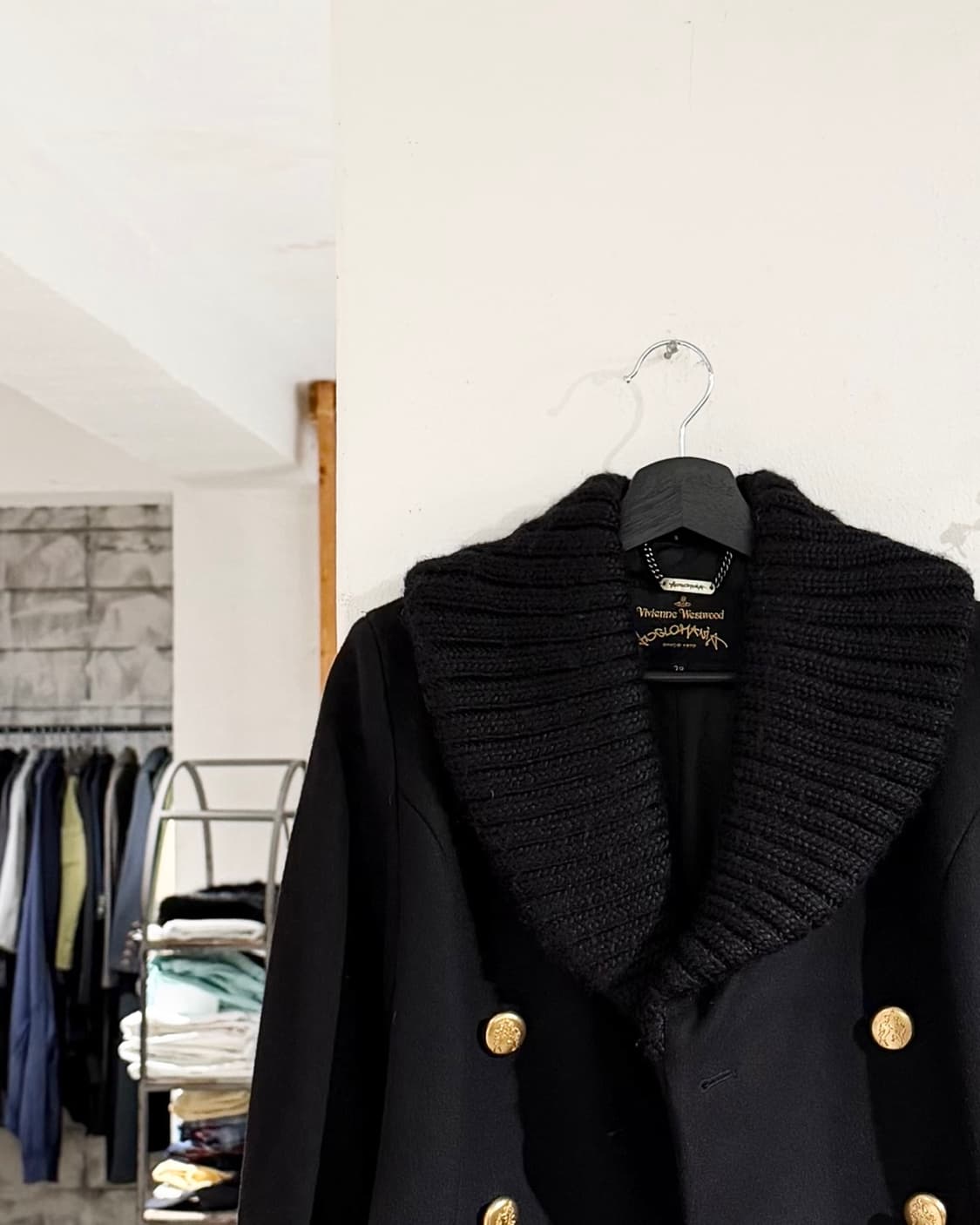 비비안 웨스트우드 블랙 앵글로매니아 울 코트 상품이미지2