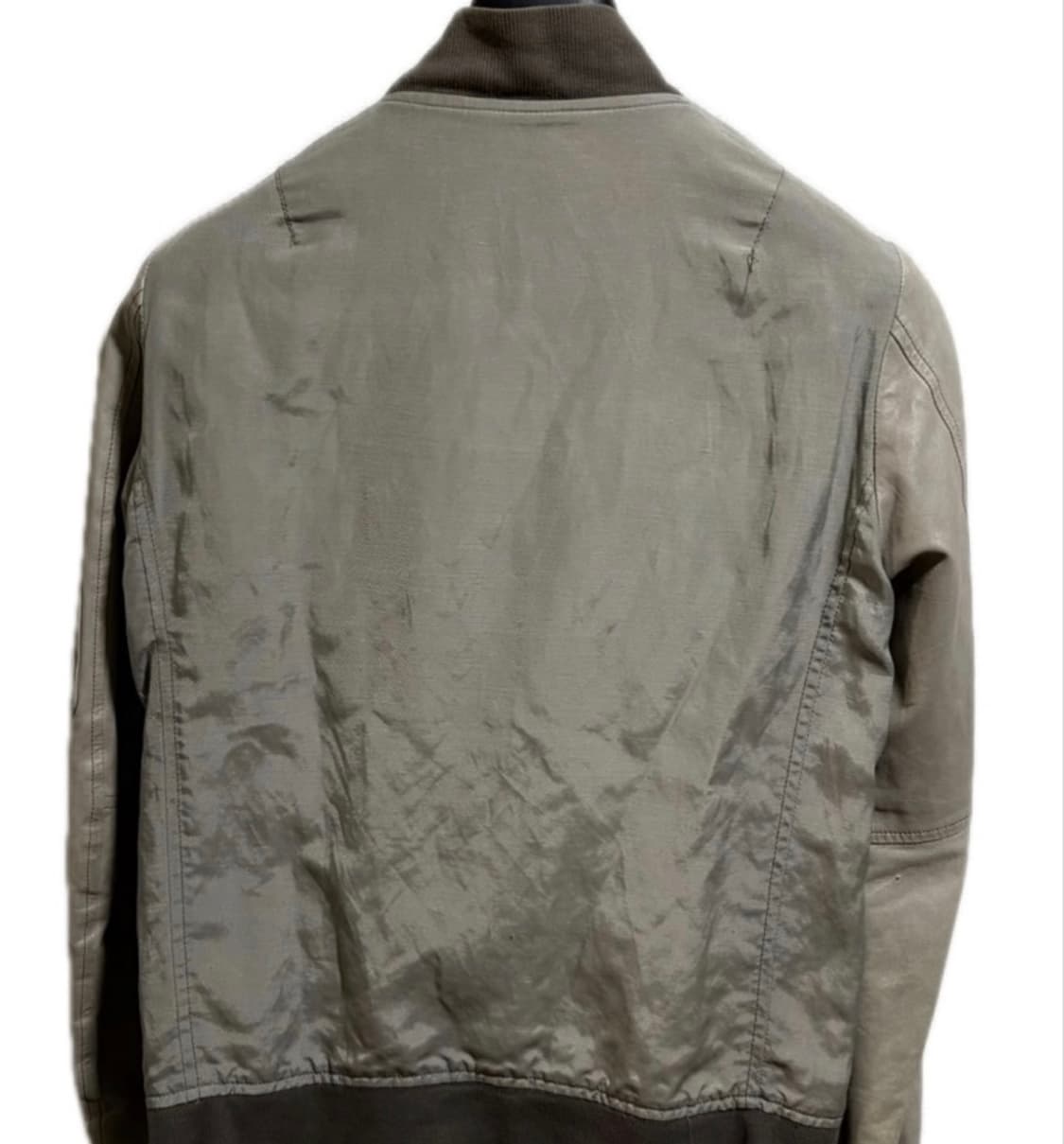 Attachment 시프 레더 MA-1 상품이미지4