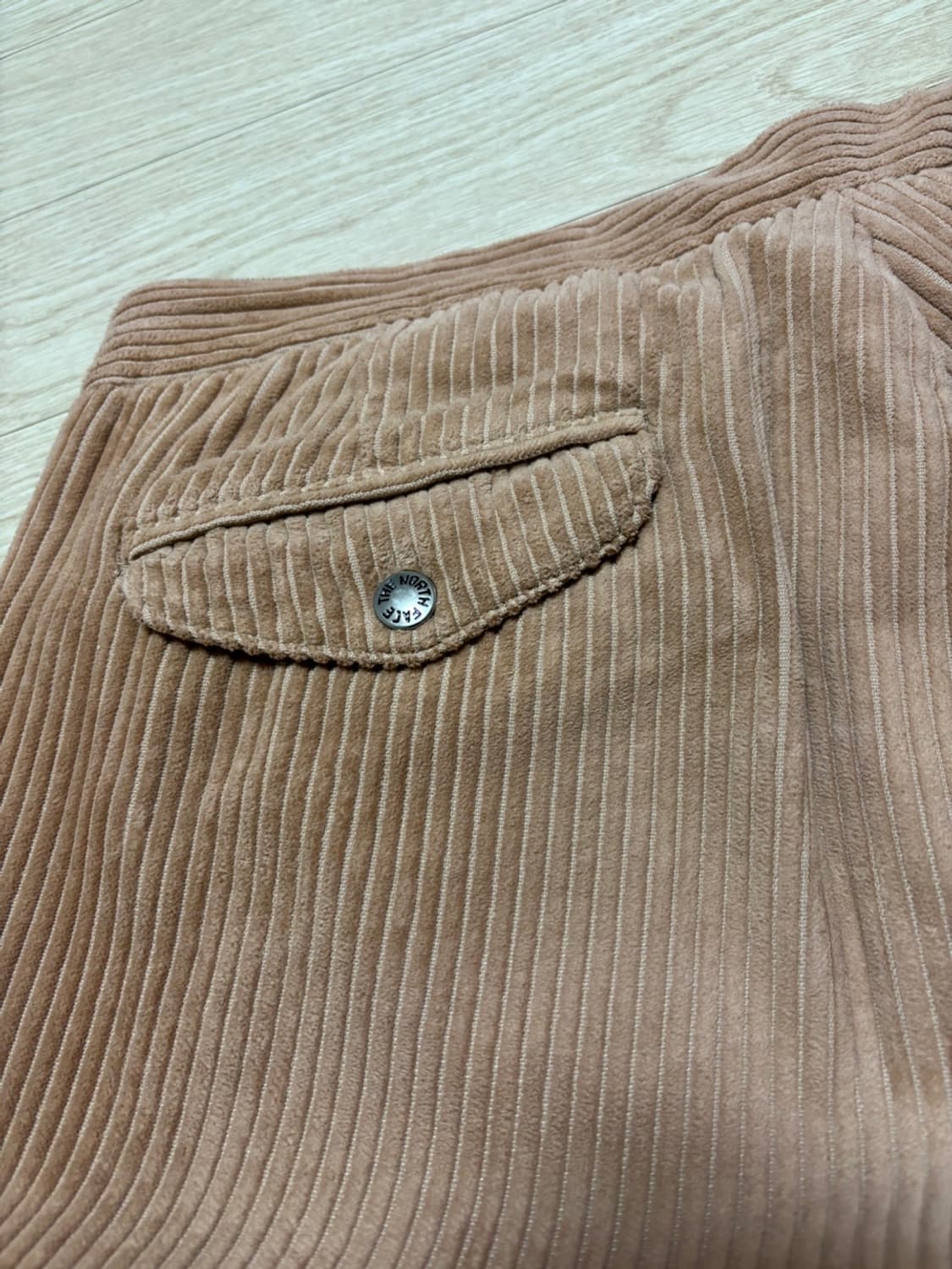 노스페이스 퍼플라벨 가먼트다이 코듀로이 와이드팬츠 라이트베이지 36 상품이미지4