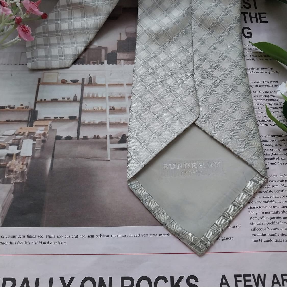 버버리 실크 화이트 실버 체크 넥타이 9.6cm B등급 K1672
 상품이미지7