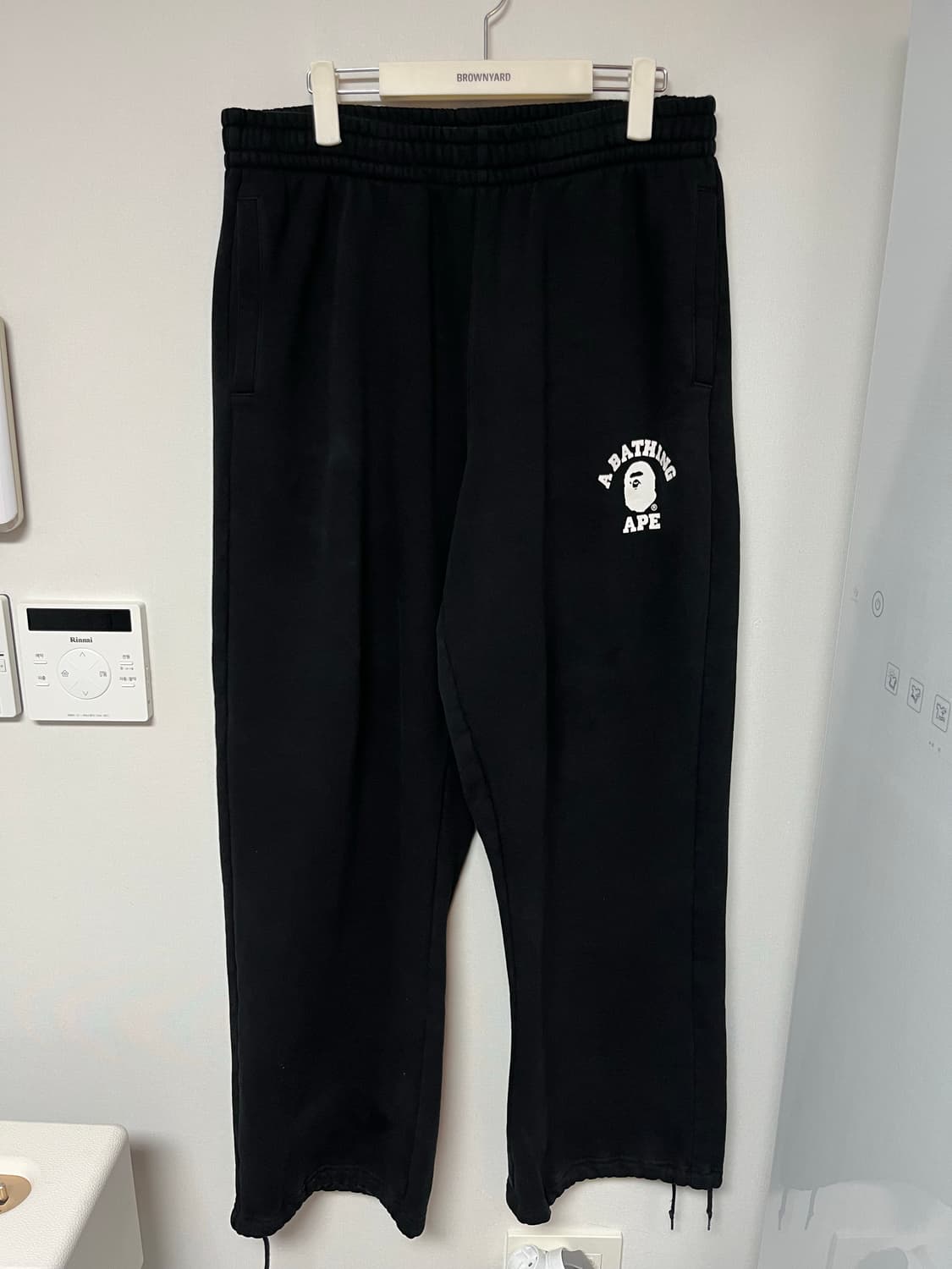 베이프 컬리지 로고 스웻팬츠 상품이미지3