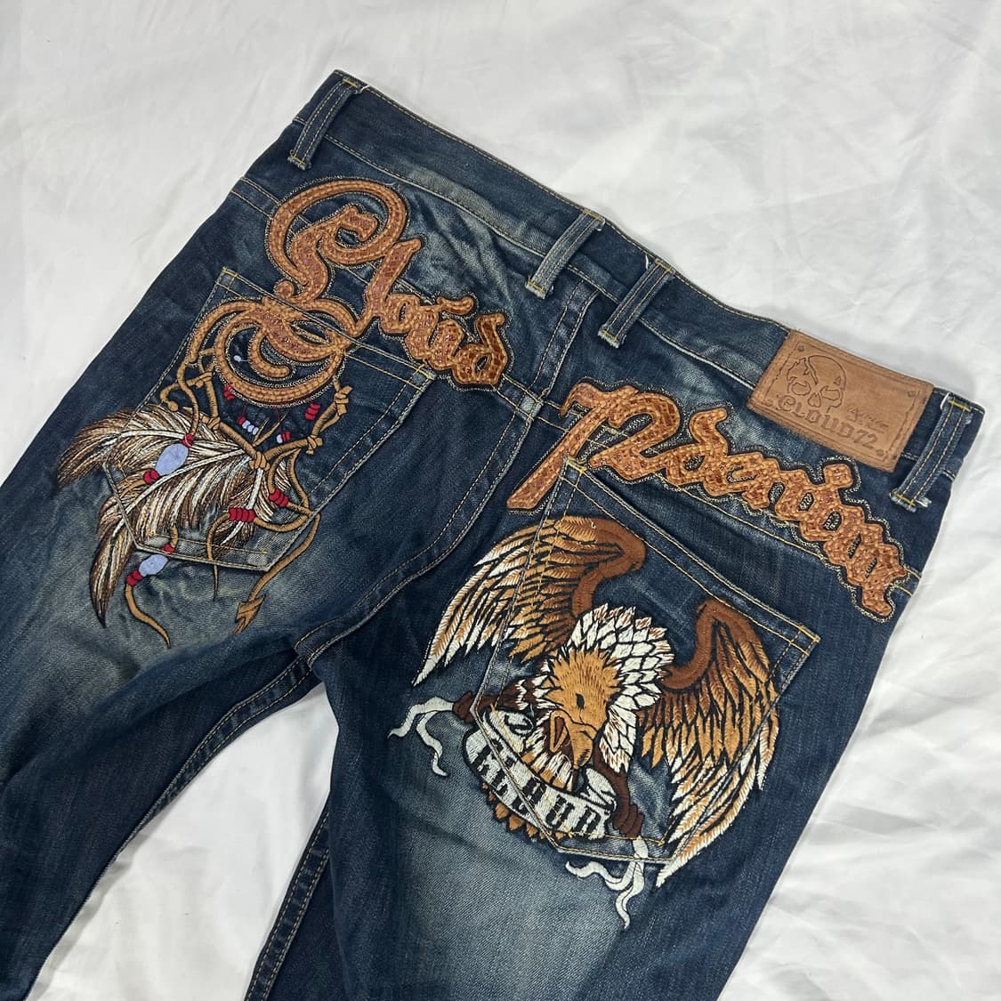 [CLOUD72] 클라우드 자수 디테일 워싱 데님팬츠 상품이미지3