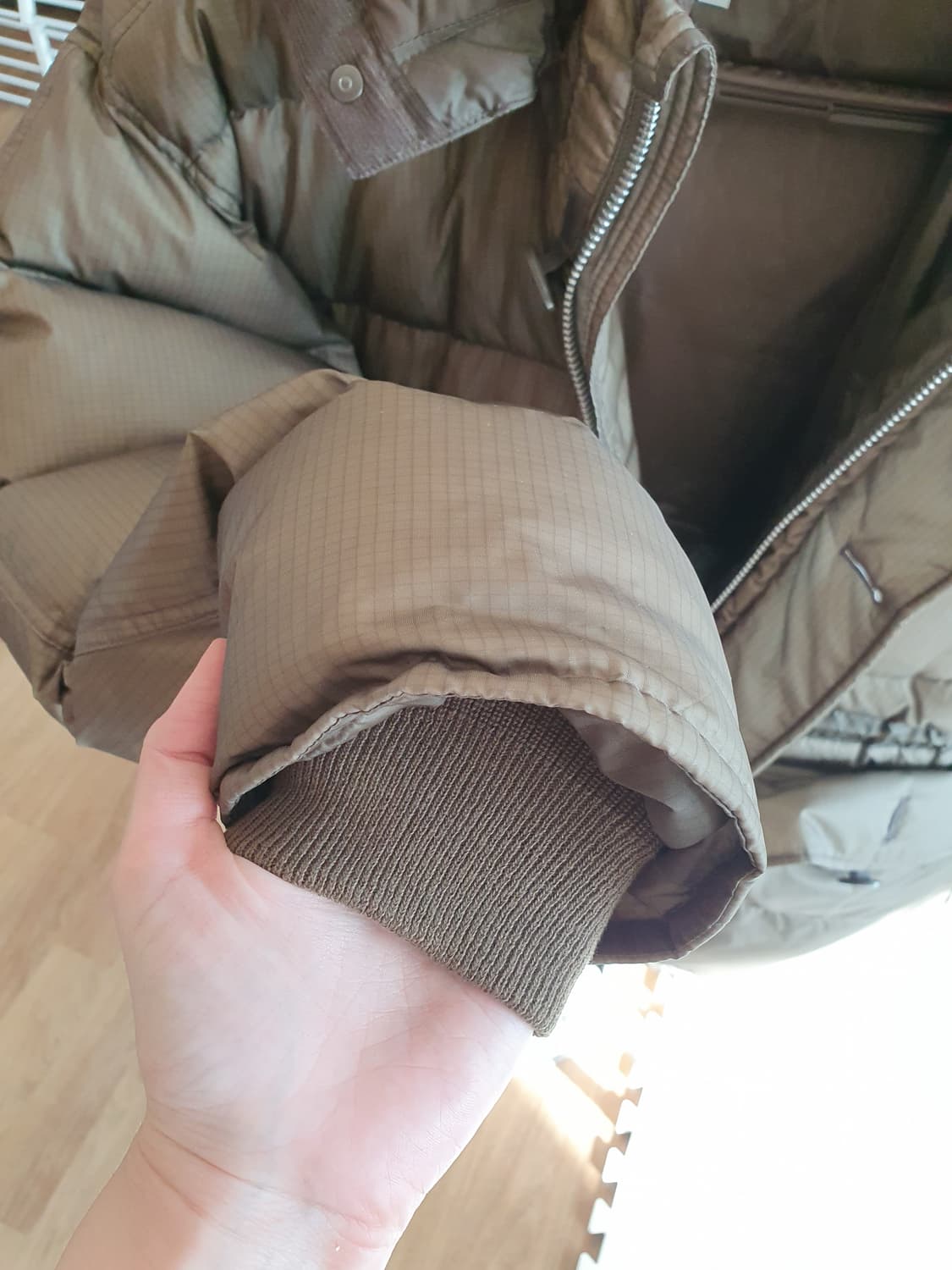 헨리코튼 ffc 카라코람 립스탑 다운 패딩 48 상품이미지4