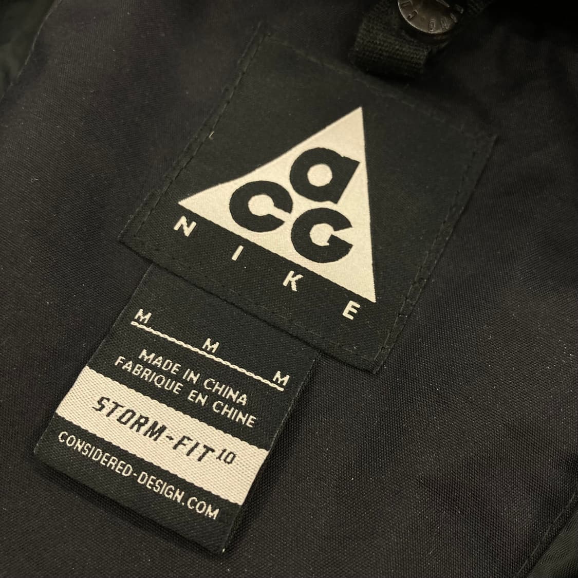 나이키 ACG 고프코어 블랙 자켓 상품이미지4