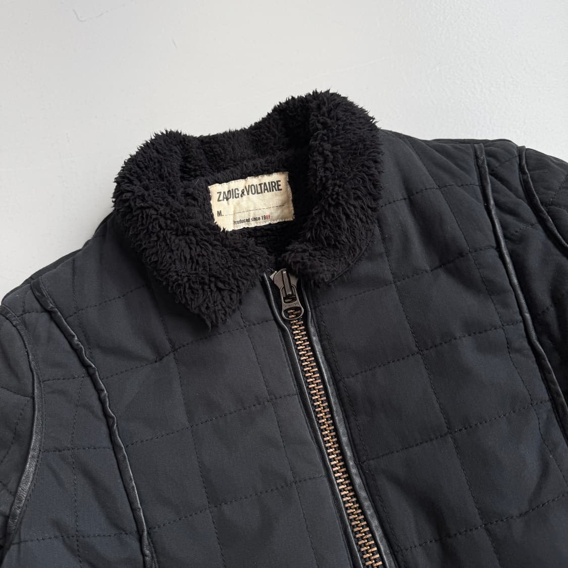 쟈딕앤볼테르 퀼팅 더플지퍼 퍼 자켓 상품이미지3