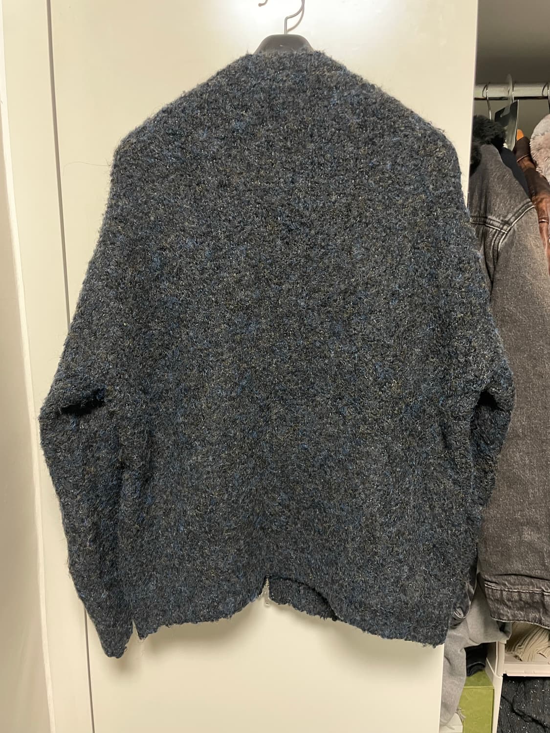 루즈핏 울 부클 니트집업 가디건 [SPACE BLUE] 상품이미지2