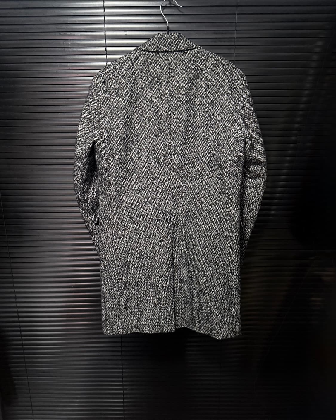 알뮤트 울 모 보카시 차콜 블랙 피크드 더블 롱 코트 고스 펑크 락시크 상품이미지5