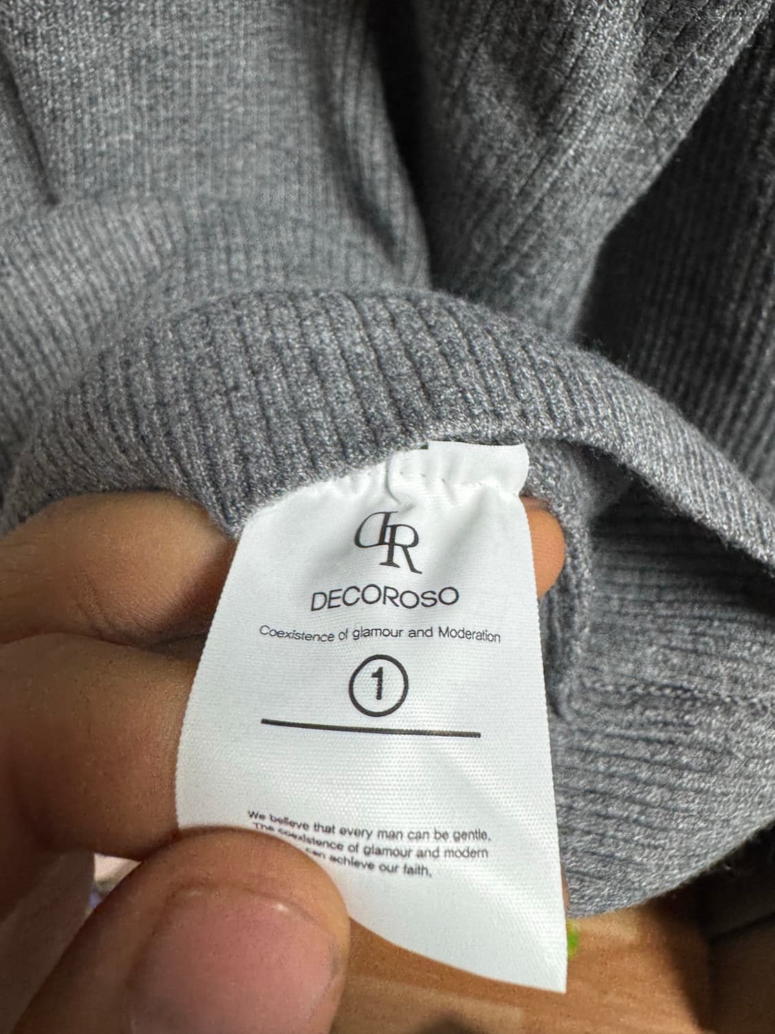 데꼬로소헨리넥  니트 택달린 새상품 상품이미지3