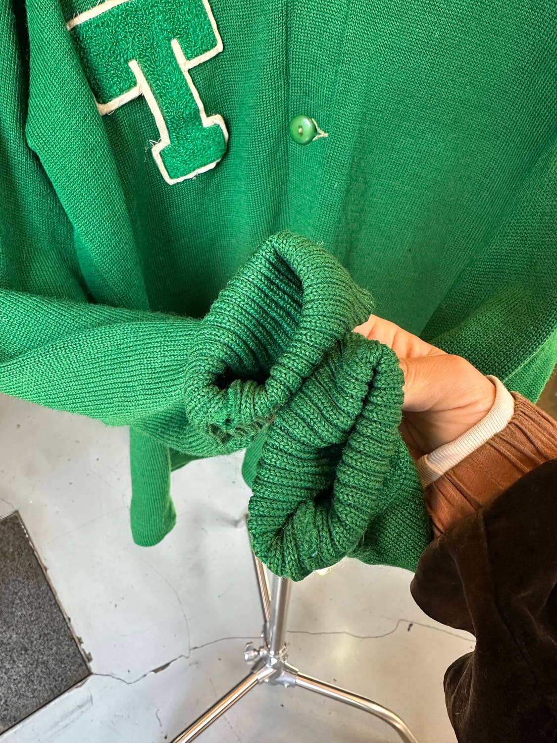 50-60s Virgin Wool 레터맨 가디건 스웨터 상품이미지5