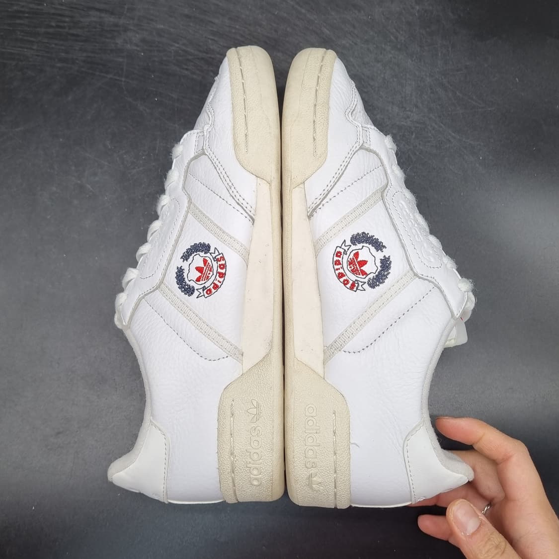 아디다스 컨티넨탈80  스니커즈250 상품이미지5