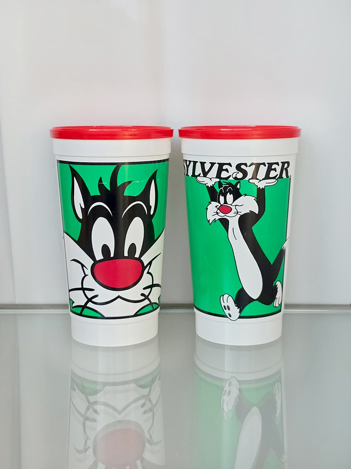 [Vintage] 1992 루니툰 실베스터 플라스틱 텀블러 상품이미지1