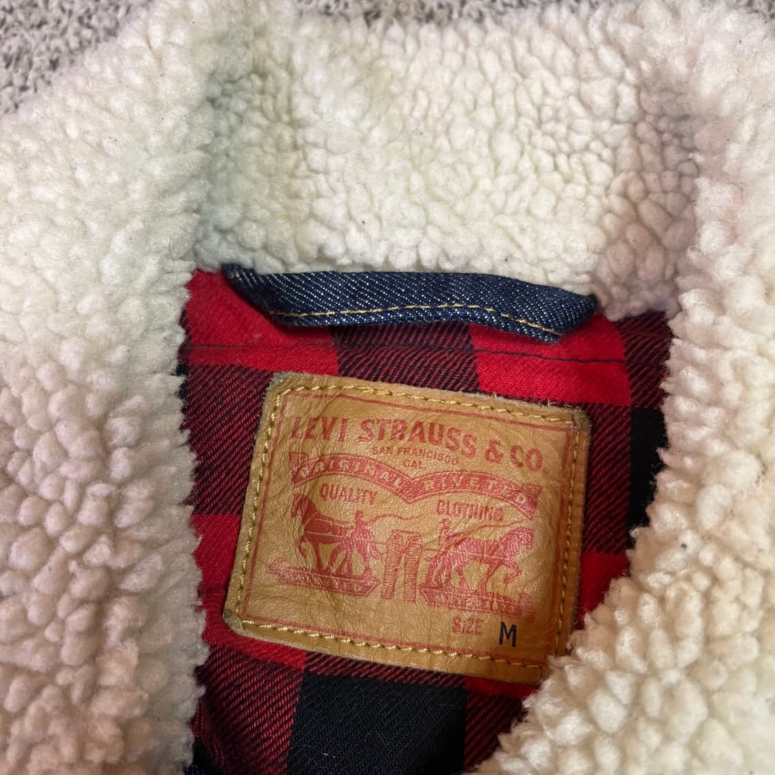 리바이스 다운 누빔 쉐르파 데님자켓 상품이미지3