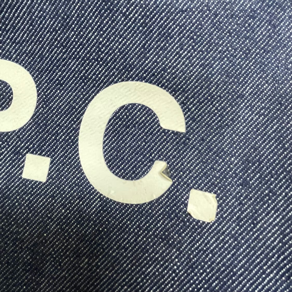 아페쎄 악셀 스몰 토트백 네이비 상품이미지10