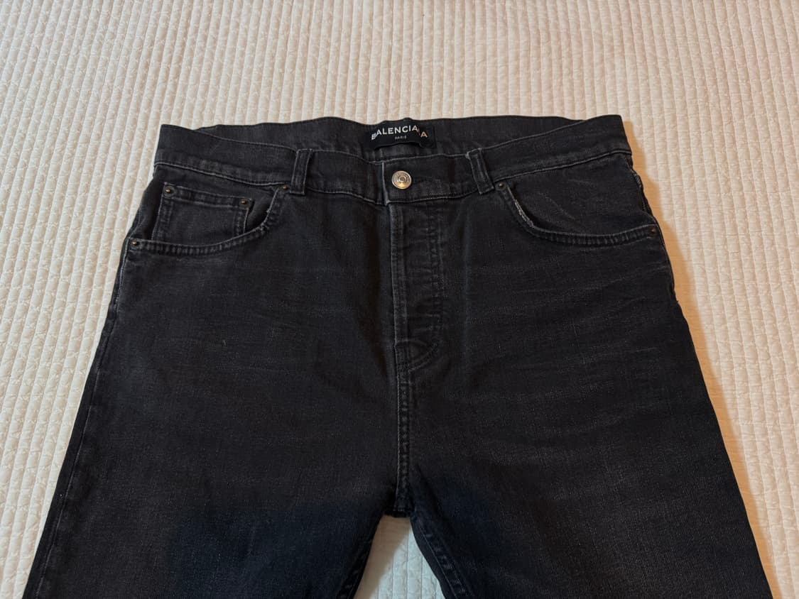 balenciaga archetype 17fw damage jean 상품이미지3
