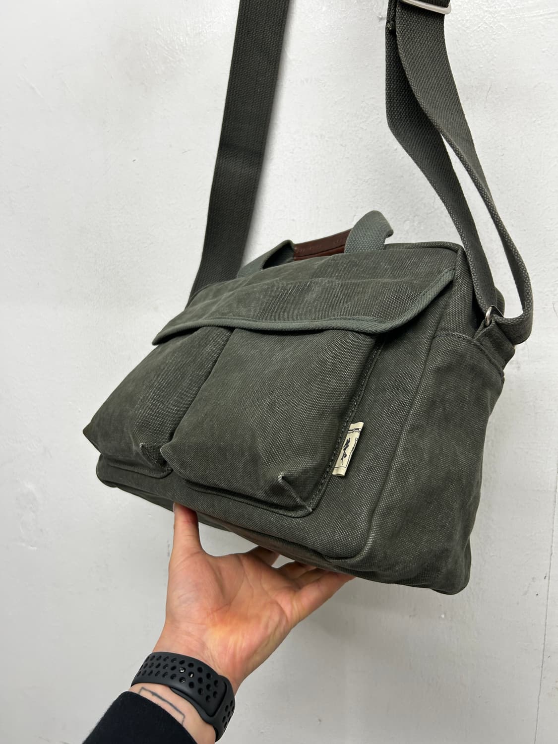 일본 핸드메이드 하드 캔버스 크로스백 상품이미지4