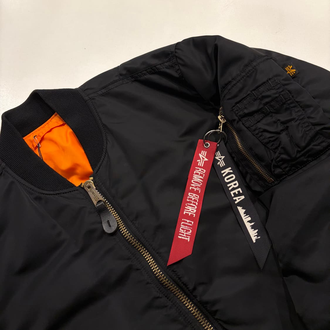 [M] 알파인더스트리 블랙 MA-1 항공점퍼 B898 상품이미지3