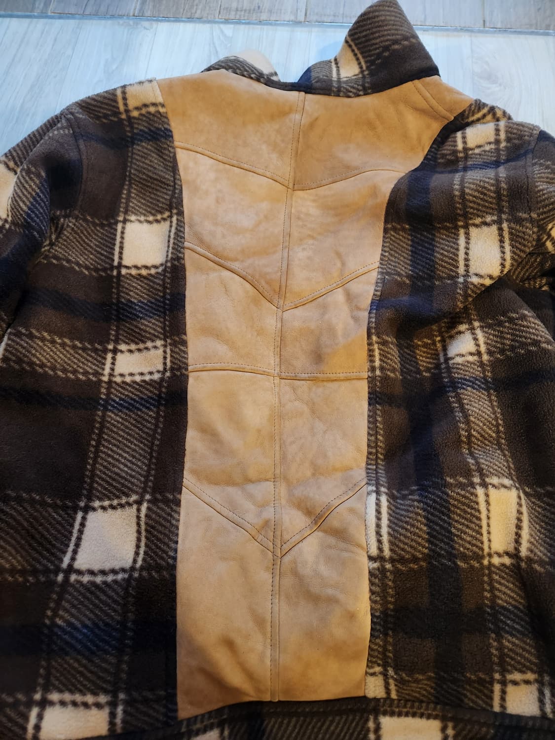 뉴질랜드 베이비램스킨 체크 후리스 자켓 XL 상품이미지3