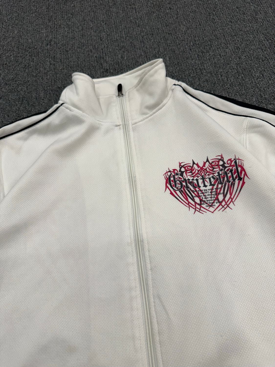 L)Fogaty House vintage 프린팅 트랙 반팔 집업 상품이미지2