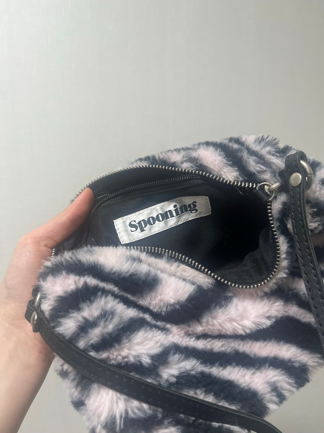 현 글로니 전 스푸닝 퍼 가방 상품이미지2