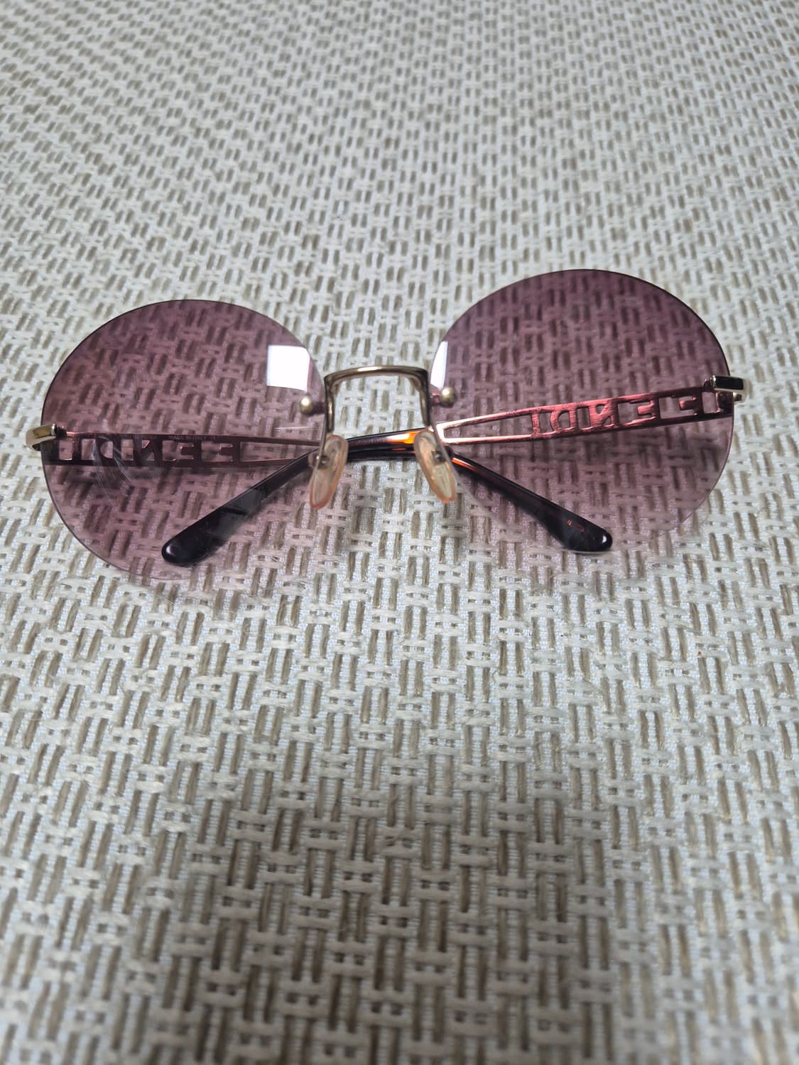 (정품)  펜디 Y2K 무테 선글라스 큐빅 그라데이션 상품이미지1