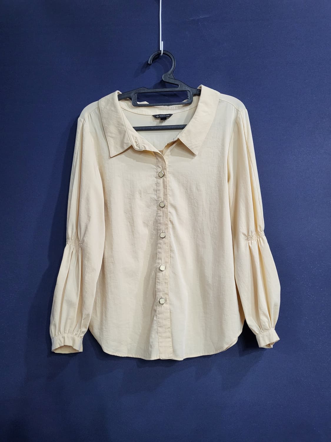 나이스클랍  소매셔링 블라우스 상품이미지1