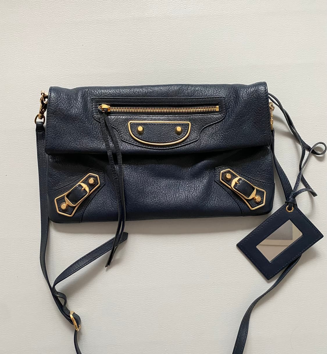 [정품] 발렌시아가 메탈릭 엣지 엔벨롭 클러치 (네이비) 390167 상품이미지1