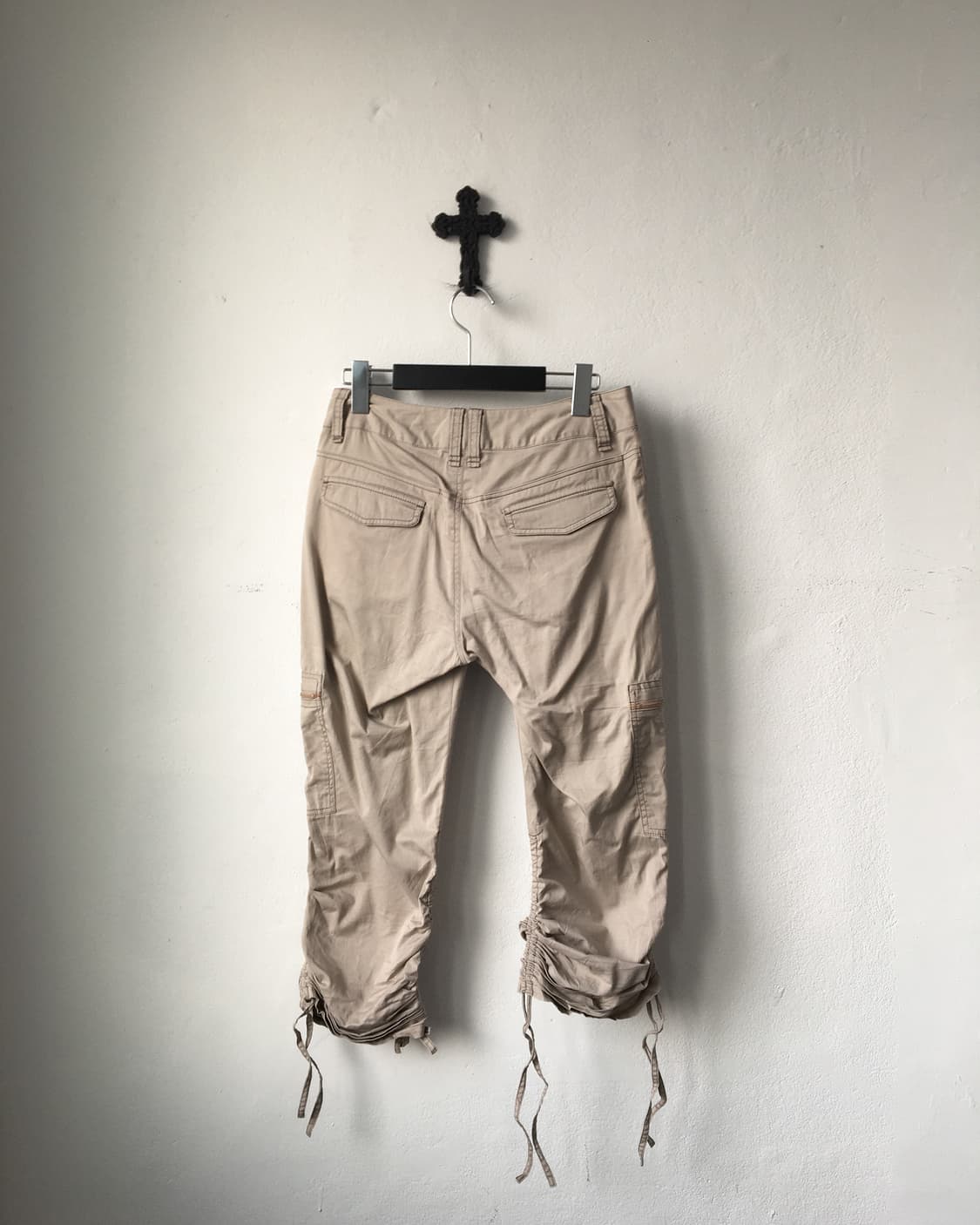 Shirring detail capri pants 상품이미지3