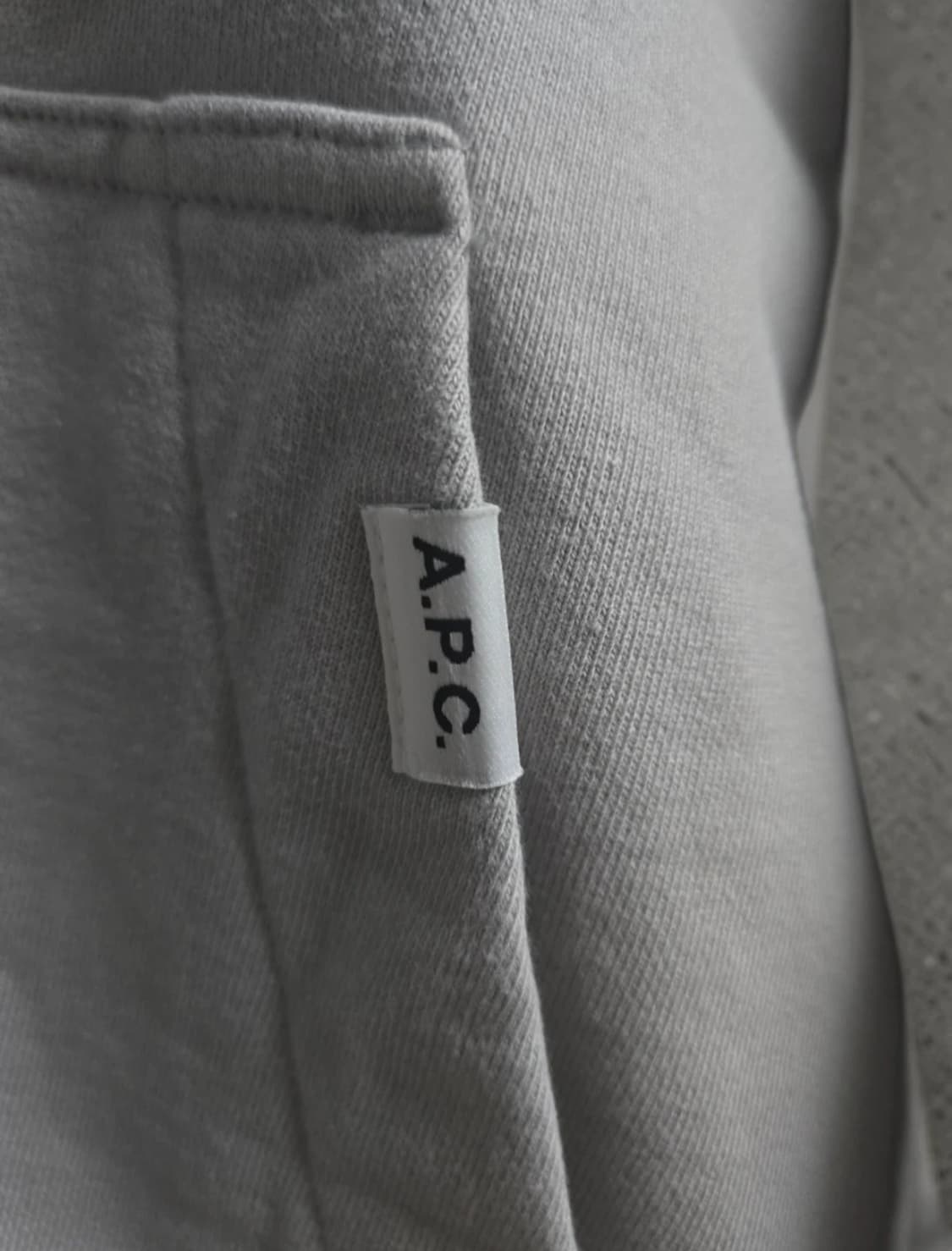 A.P.C 아페쎄 후드티 그레이 L / 상태 최상 / 기본핏 인기템 상품이미지2