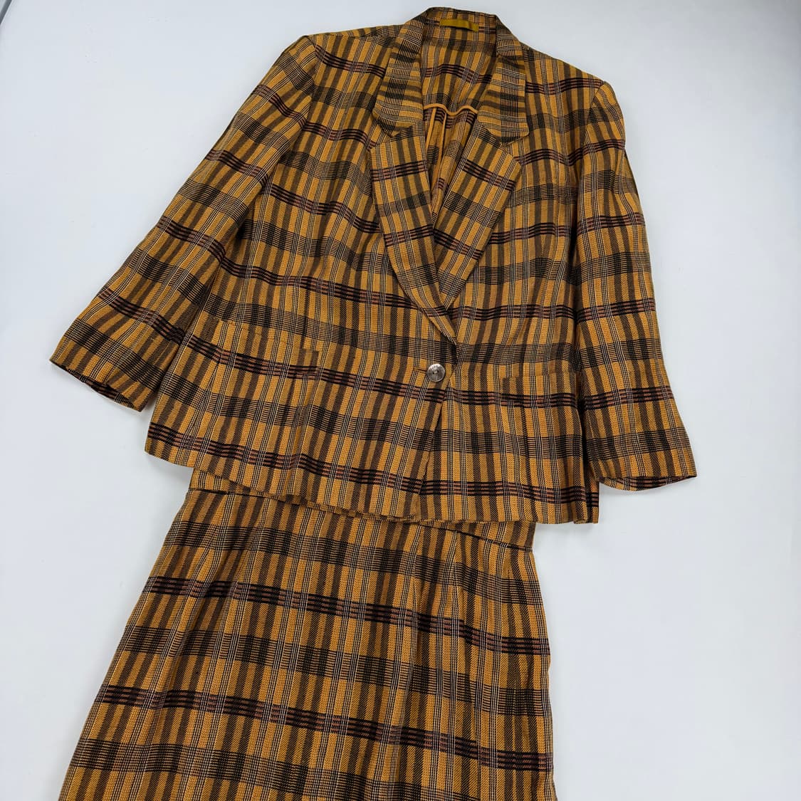 90s 버버리 체크패턴 블레이저&스커트 셋업 상품이미지1