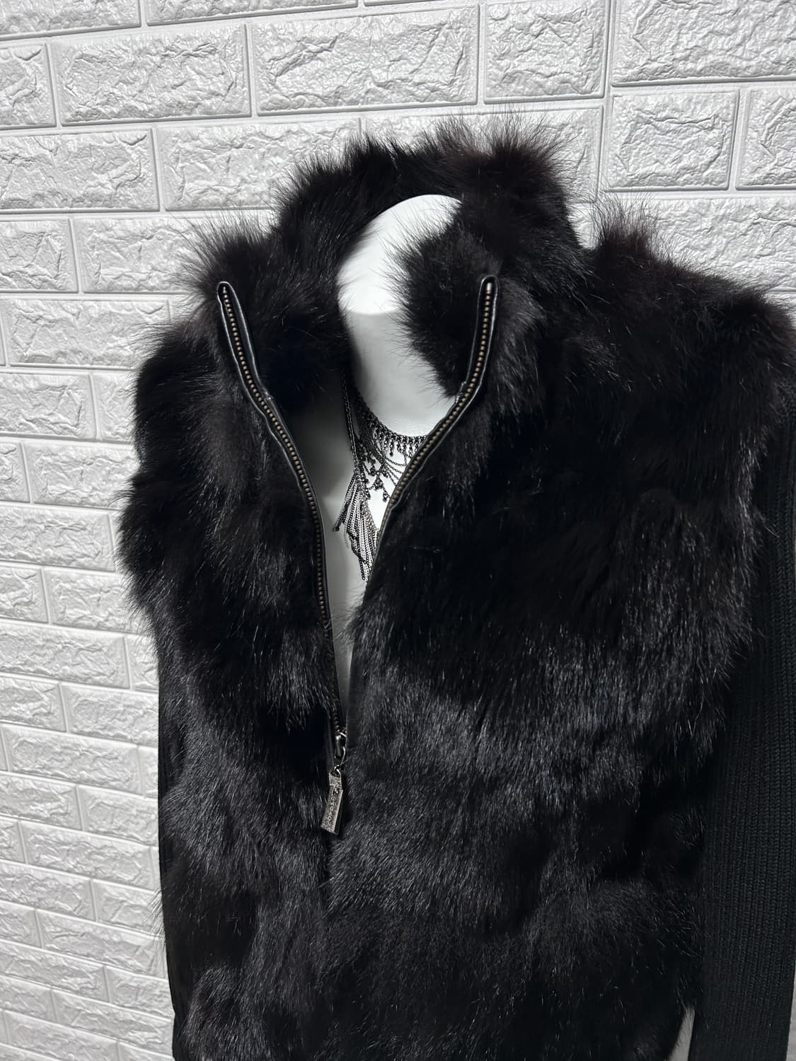 코요테 퍼 니트 슬리브 상품이미지2