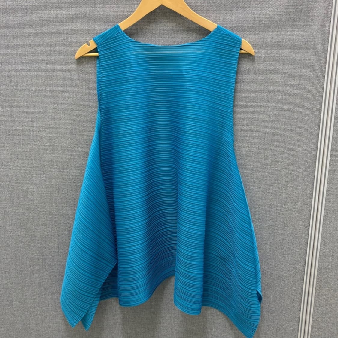 실측확인 플리츠 민소매 블라우스 0428J 상품이미지3