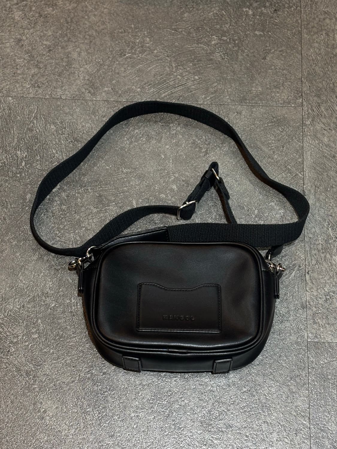 캉골 여성 크로스백 가방 블랙 상품이미지3