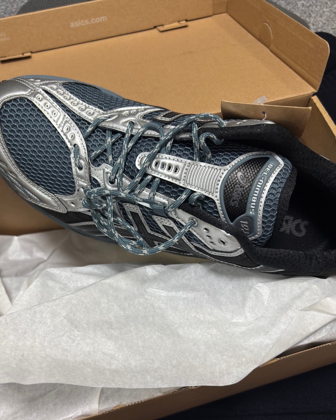 [285] 아식스 젤 님버스 10.1 그래파이트 그레이 상품이미지7