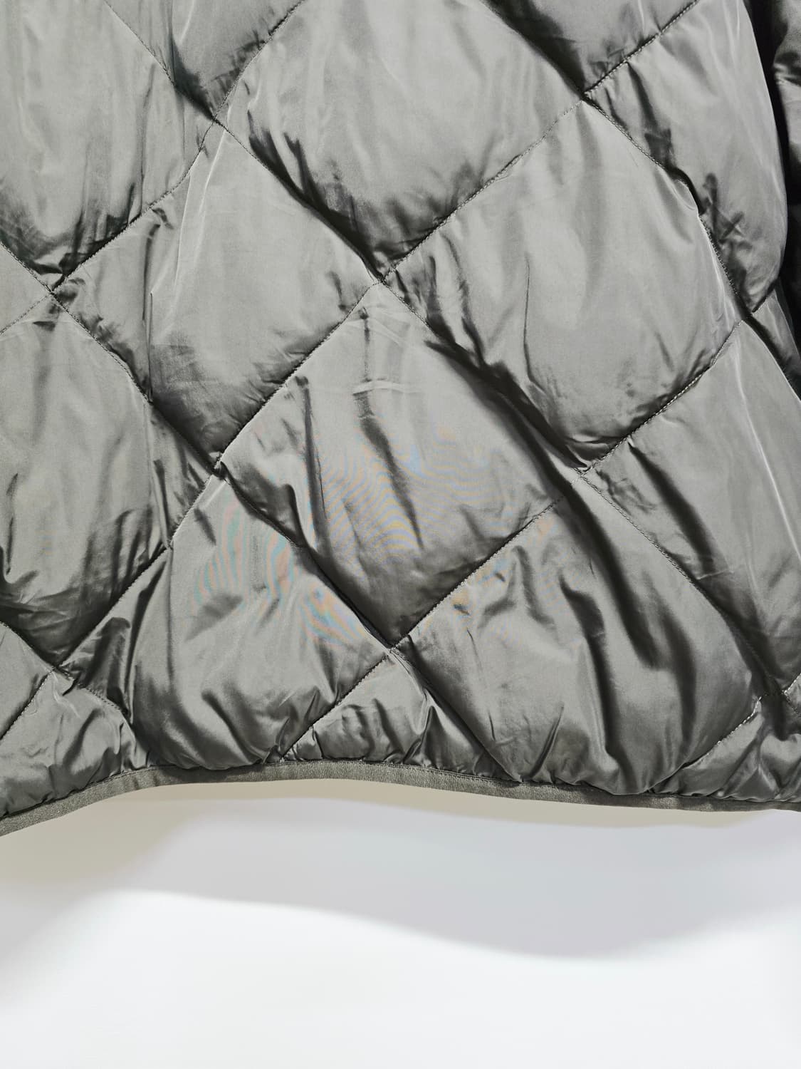 유니클로 리버시블 양면다이아 퀼팅 점퍼 상품이미지6