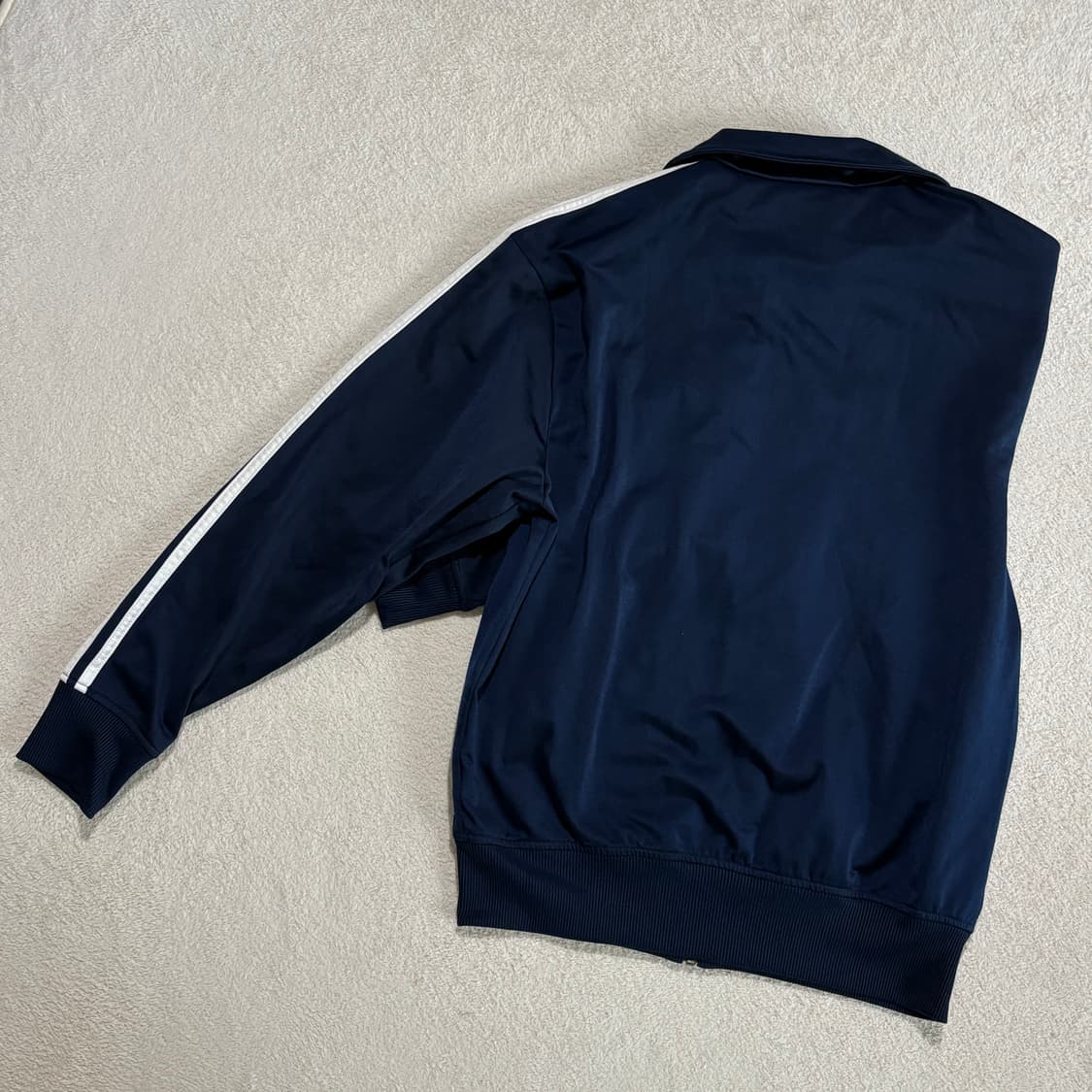 아디다스 구파이어버드 네이비 남흰 져지 상품이미지5