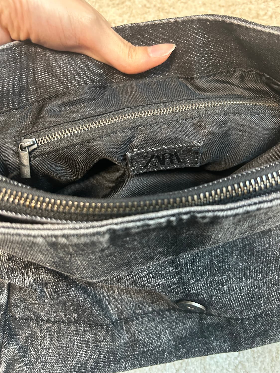 자라 숄더백 미착용제품 상품이미지3